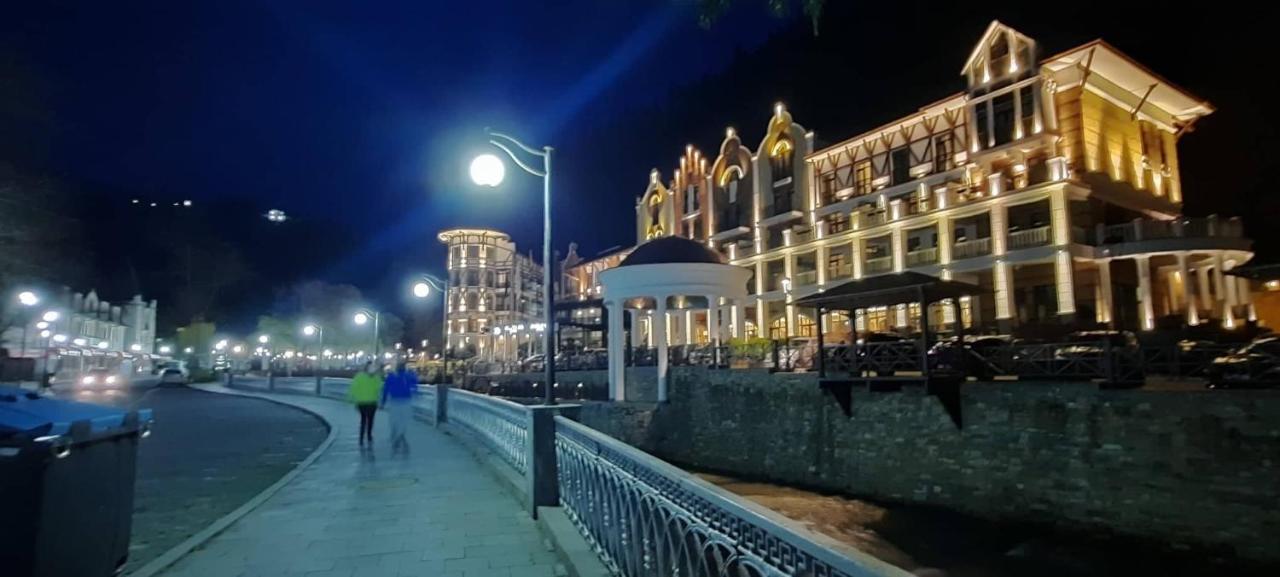 Apart-Otel Nino Боржомі Екстер'єр фото
