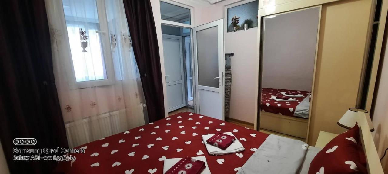 Apart-Otel Nino Боржомі Екстер'єр фото